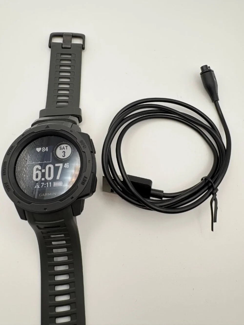 Garmin Instinct GPS Rugged Outdoor Smartwatch Black 45mm 010-02064-00 w/ Cable